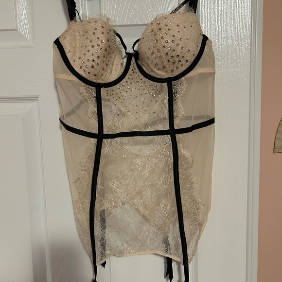 Victoria’s Secret Teddy - Picture 1 of 5